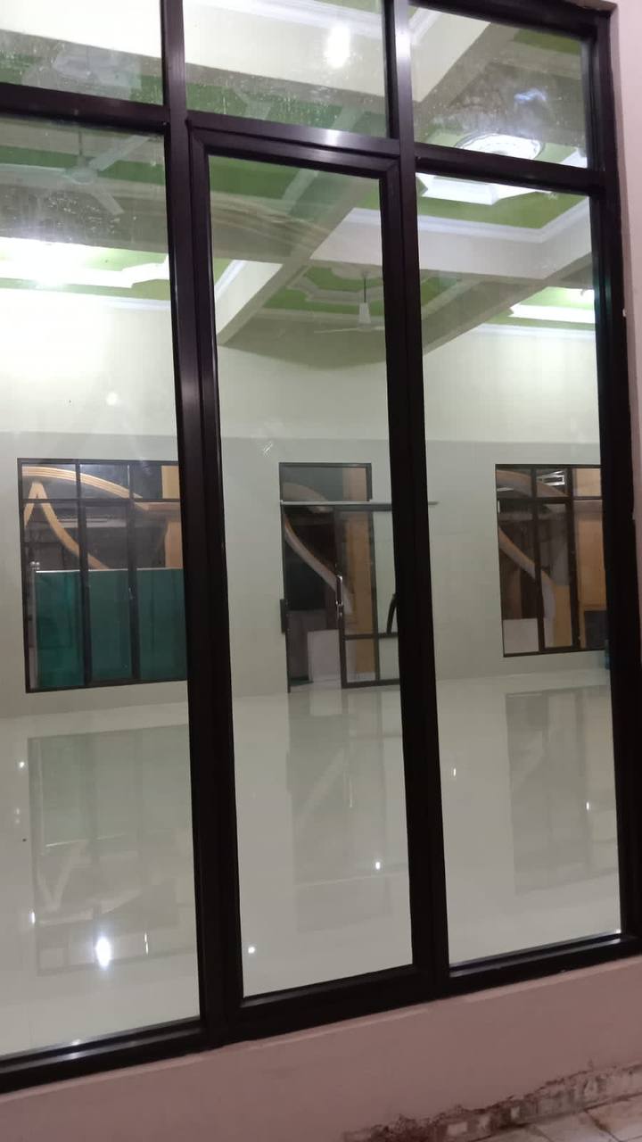 Jasa Pasang Kusen Pintu Jendela Aluminium Metro Lampung